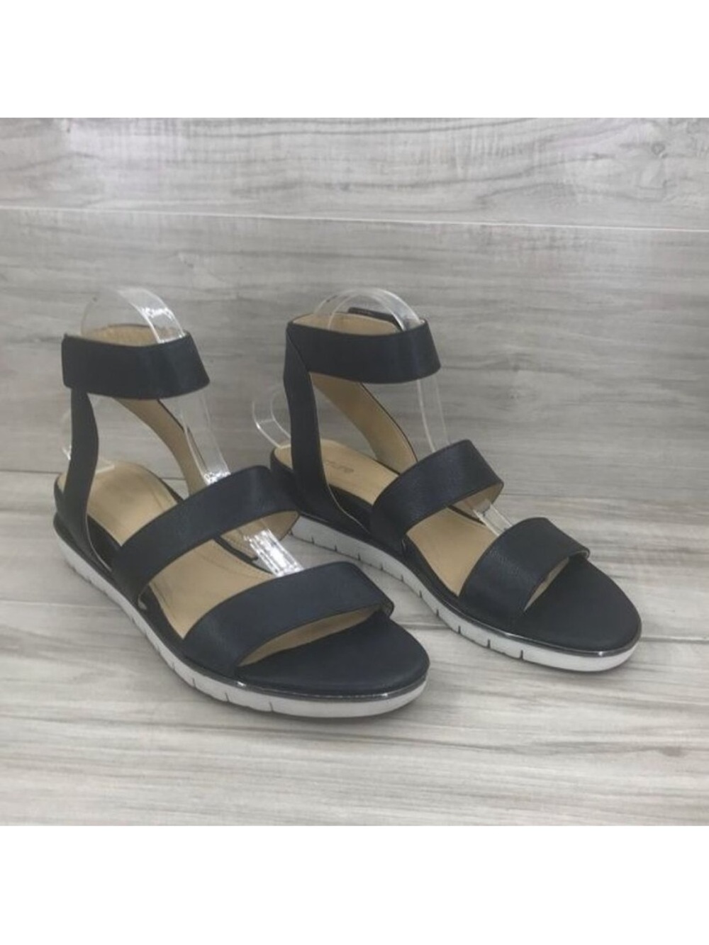 Nurture Sandals Womens 10 M Black Leather Hook and Loop Ankle Strap Strappy Shoe